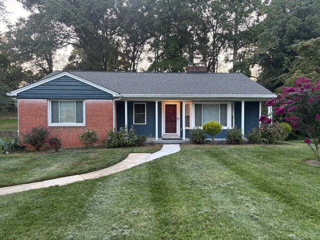 4808 Henderson Rd