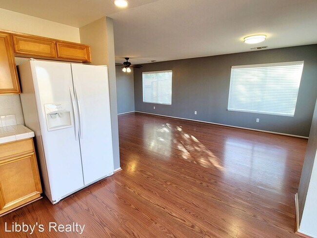Building Photo - 4 br, 2 bath House - 71602 Florida Court