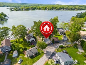 Building Photo - 15 Hawthorne Rd Building Photo - 15 Hawthorne Rd