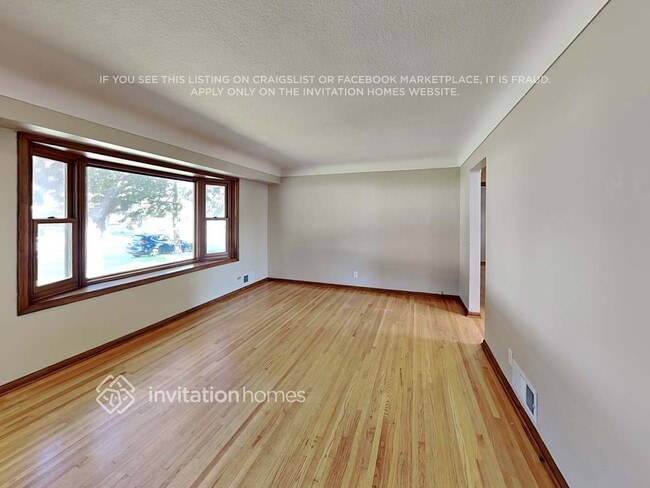 Building Photo - 1345 9th Ave S