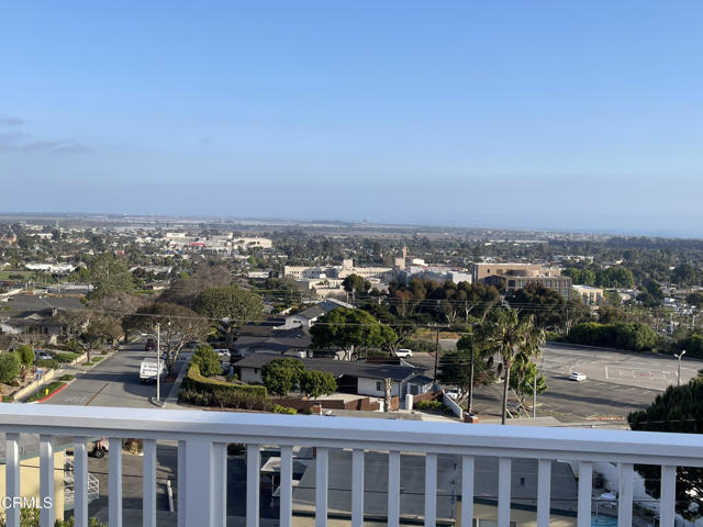 Foto del edificio - 3307 Hilltop Dr