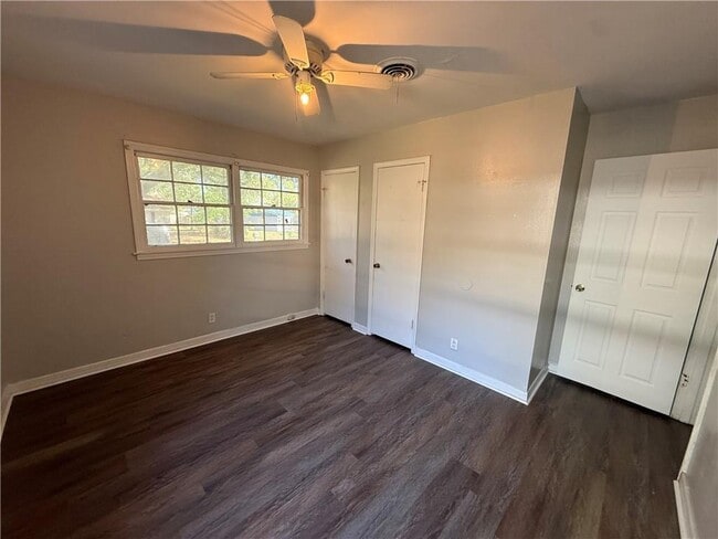 Building Photo - 3853 San Juan Dr