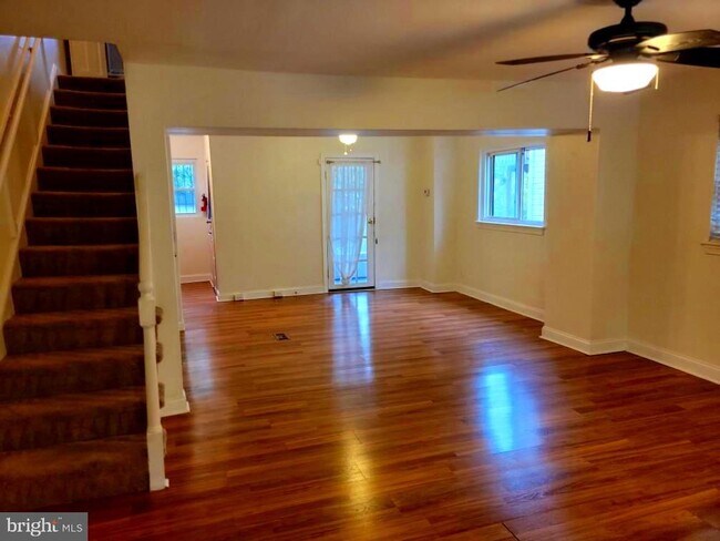 Foto del edificio - 4417 Brooks St NE