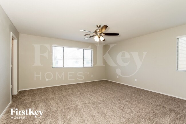Building Photo - 6724 S 49th Dr