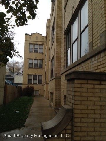 Foto principal - 1846 N Kedvale Ave