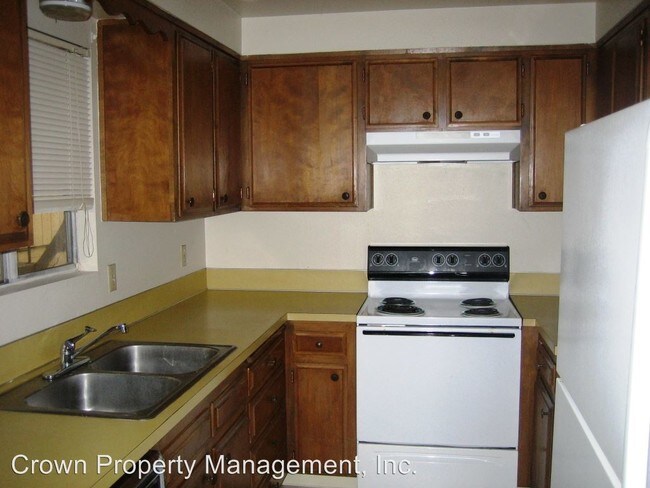 Building Photo - 3739 Liberty Rd S