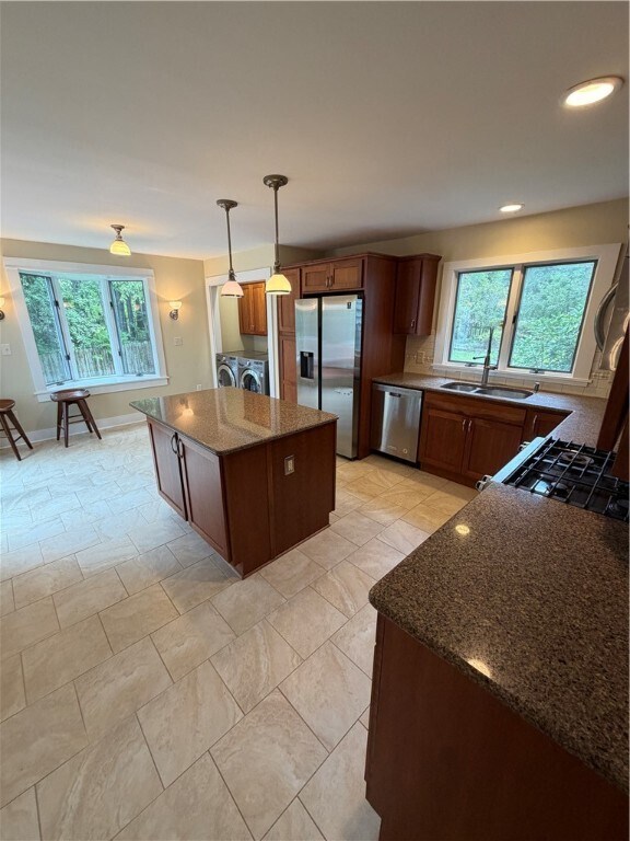 Foto del edificio - 206 Klinewoods Rd
