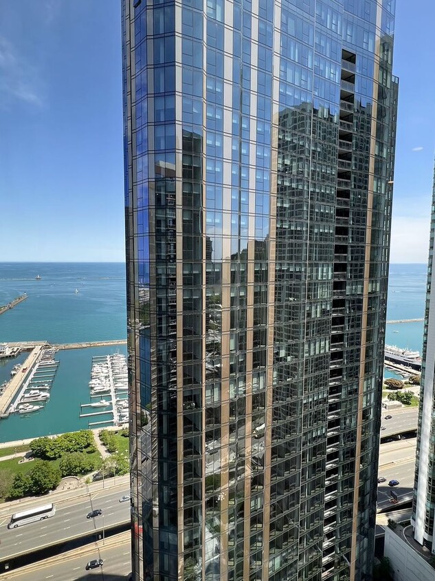 Primary Photo - 211 N Harbor Dr