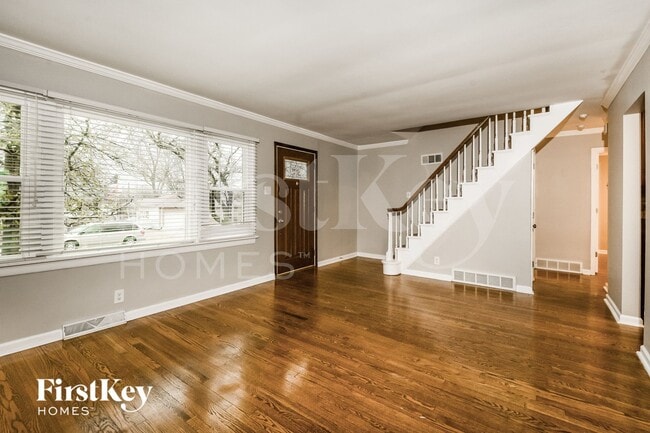 Building Photo - 7630 General Sherman Ln