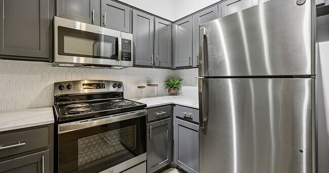 Foto del edificio - NEO Midtown Apartments