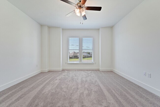 Foto del edificio - New Community near LSU!