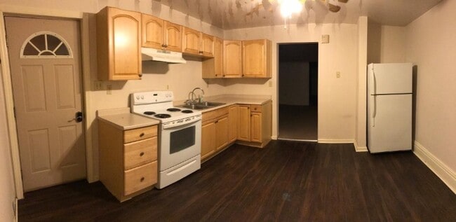 Photo - 154 Pearl St Apartment