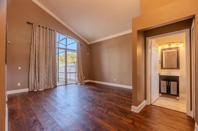 Foto del edificio - 19431 SW 2nd St