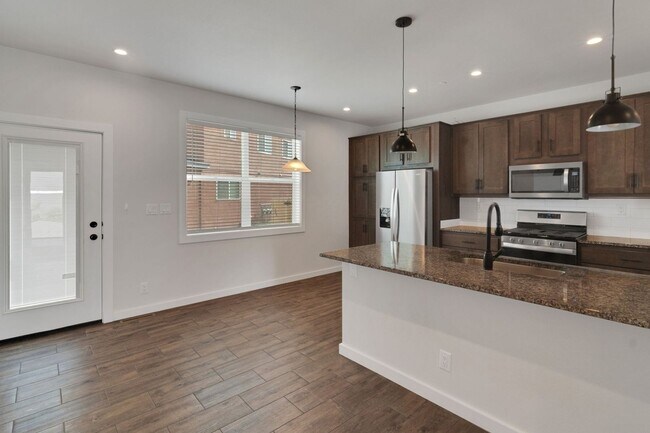 Foto del edificio - Charming 3BR Townhome in Fraser