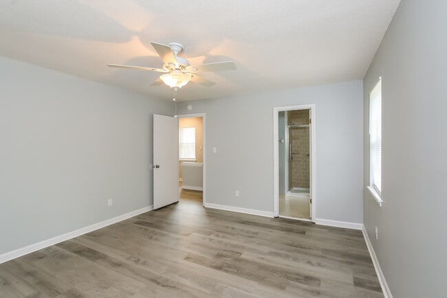 Building Photo - 158 Stone Mill Dr