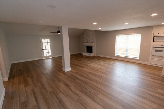 Building Photo - 13607 Meisterwood Dr