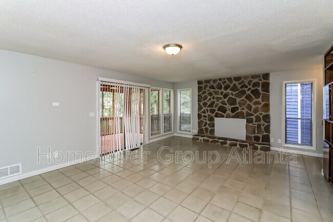 Foto del edificio - 1643 Fieldgreen Overlook