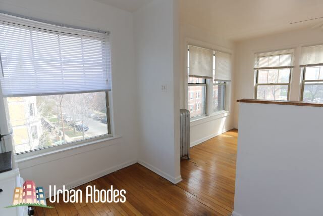 Foto del edificio - 3257 W Wrightwood Ave