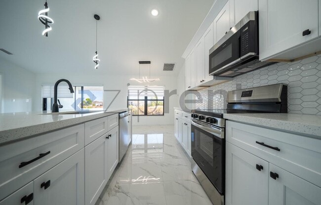 Foto del edificio - 4117 NE 16th Ave