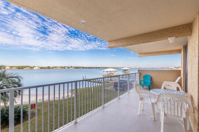 Foto del edificio - 1516 Sandpiper Ln