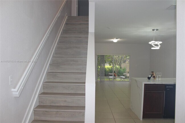 Building Photo - 3558 NW 29th Ct