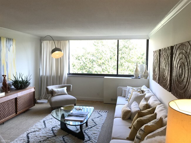 Foto del edificio - 1 br, 1 bath  - 177 Public Alley 903