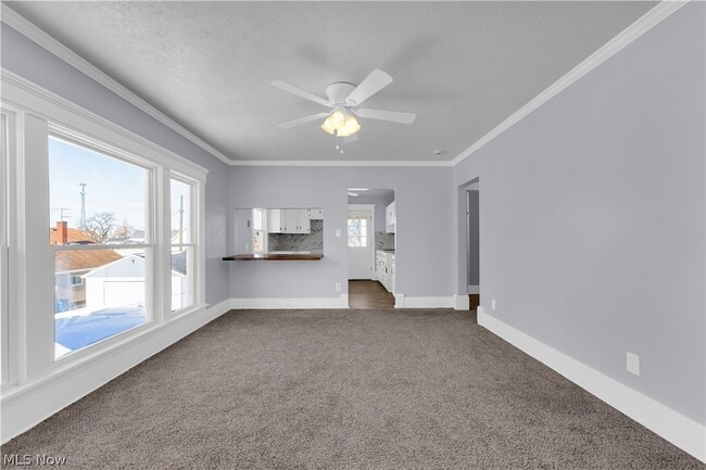 Building Photo - 1026 W Fourth St