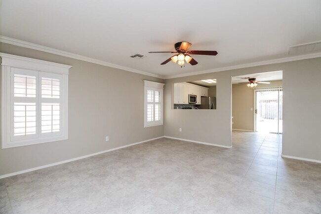 Building Photo - 2827 W Yellow Peak Dr