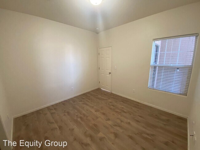 Foto del edificio - 4 br, 2 bath House - 7383 Ensminger Ave