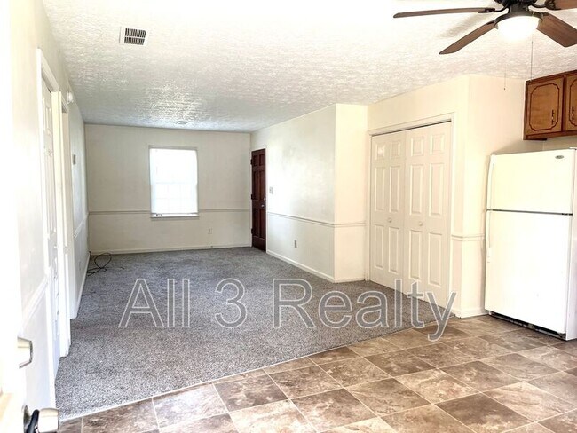 Building Photo - 108 Appleton Blvd