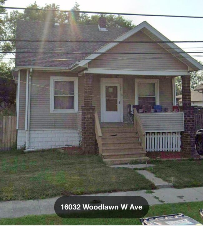 Building Photo - 16032 Woodlawn W Ave