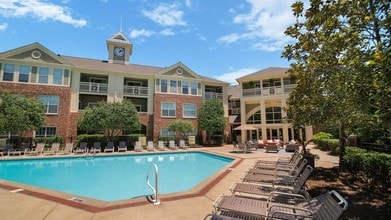 Building Photo - Crescent Arbors