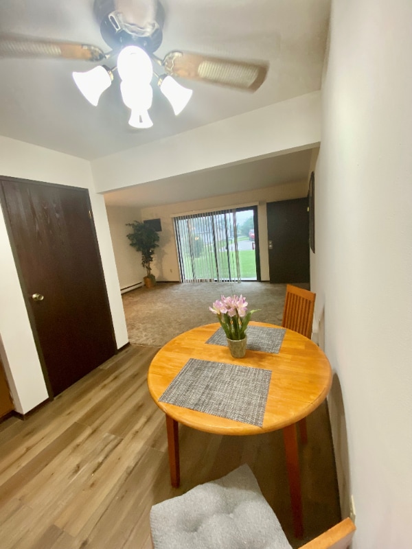 Building Photo - 1712 S 115 Ct