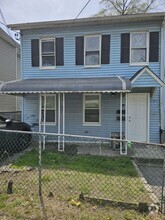 Building Photo - 1107 Howard St