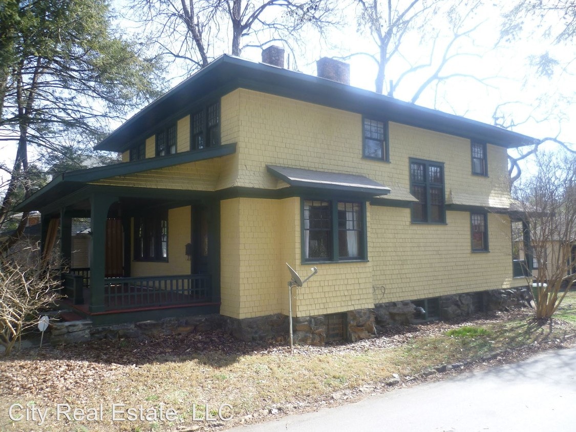 14 Watauga St, Asheville, NC 28801 Condo for Rent in Asheville, NC