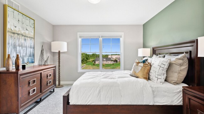 Building Photo - 5881 Moonlight Dr