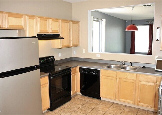 Foto del edificio - Beautiful Three Bedroom Home in Chaparral ...