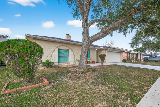 Building Photo - 10006 Towne Tower Ln