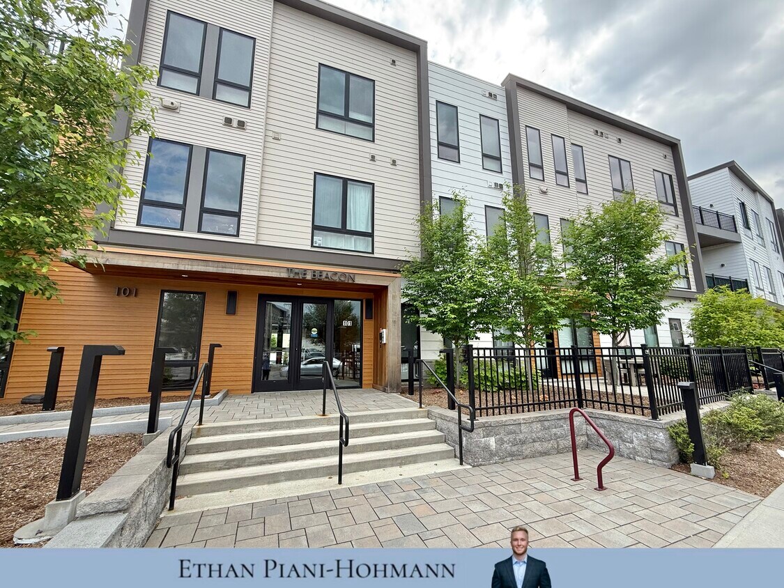 Foto principal - 101 North Beacon St
