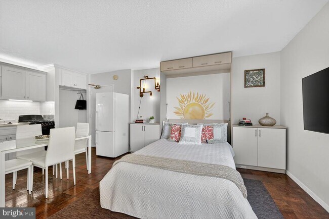 Foto del edificio - 4515 Willard Ave