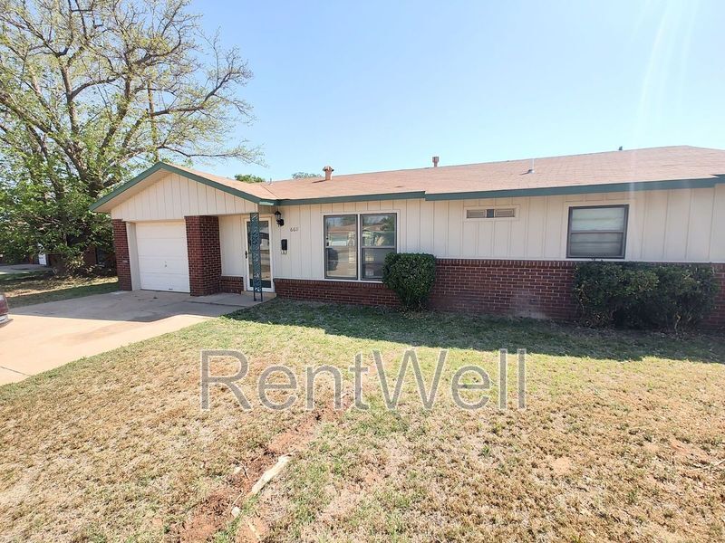 Foto principal - 6611 Avenue S
