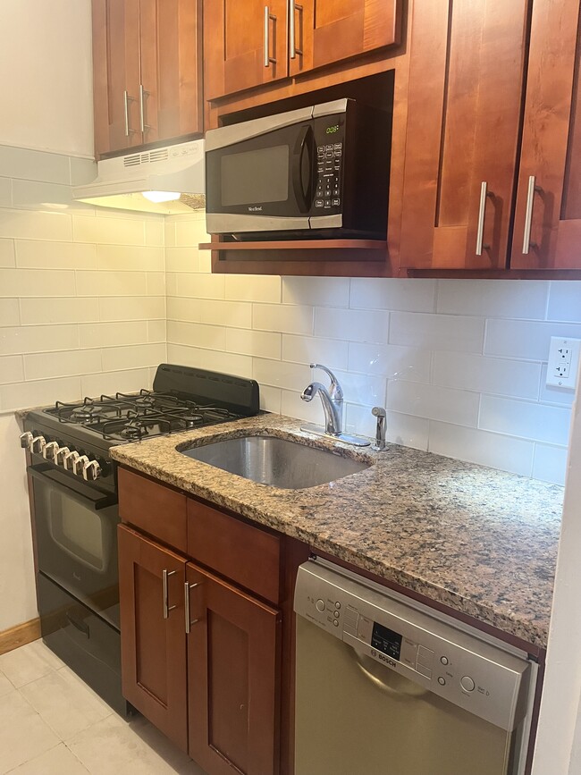 Foto del edificio - 155 E 34th St