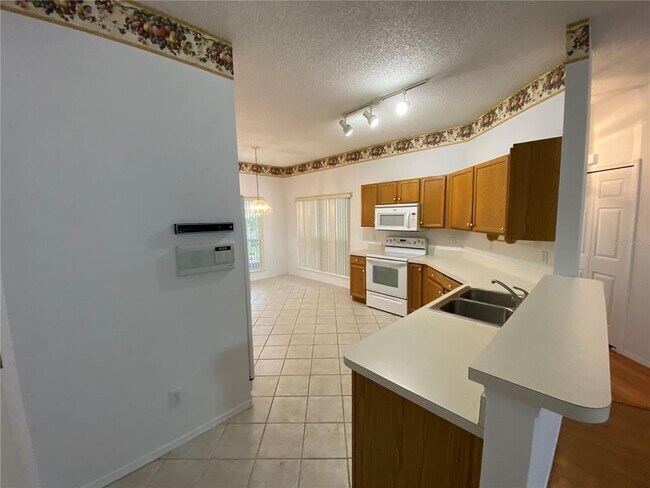 Building Photo - 710 Harvard Ct