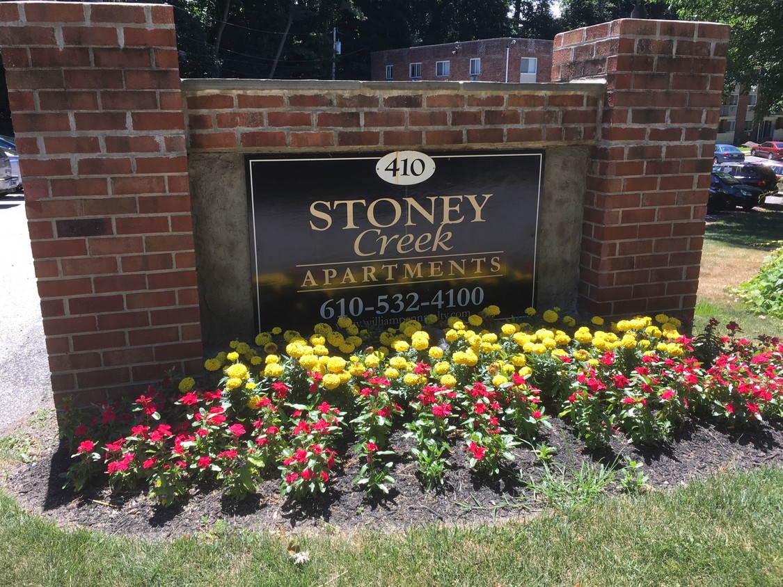 Foto principal - Stoney Creek Apartments