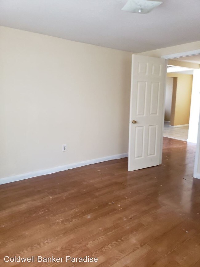 Building Photo - 2 br, 1 bath House - 805 N. 22nd Street