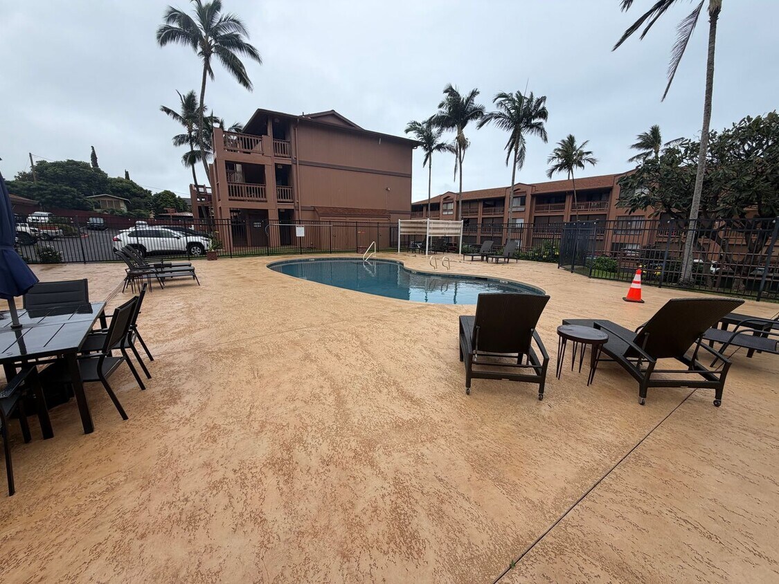 Foto del edificio - Lahaina Condo W/ Pool