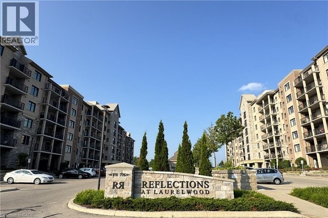Building Photo - 776 Laurelwood Dr