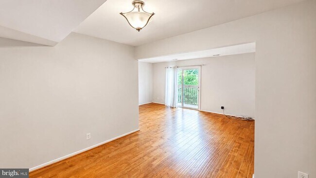 Foto del edificio - 2473 Glengyle Dr