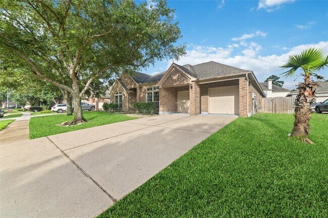 Building Photo - 16019 Maplewick Dr