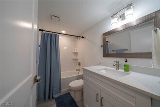 Building Photo - 16881 Davis Rd